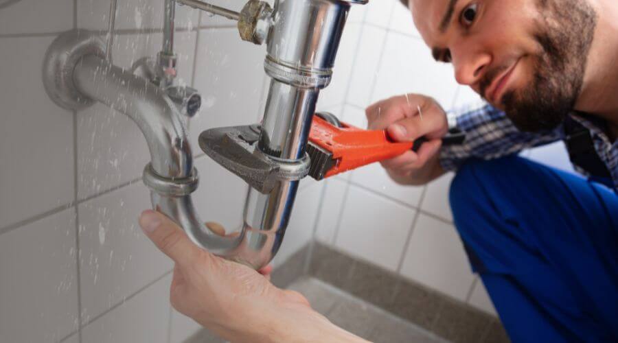 Expert burst pipe repair services in Claremore, OK